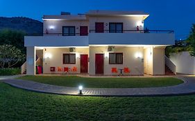 Angela Studios Pefkos